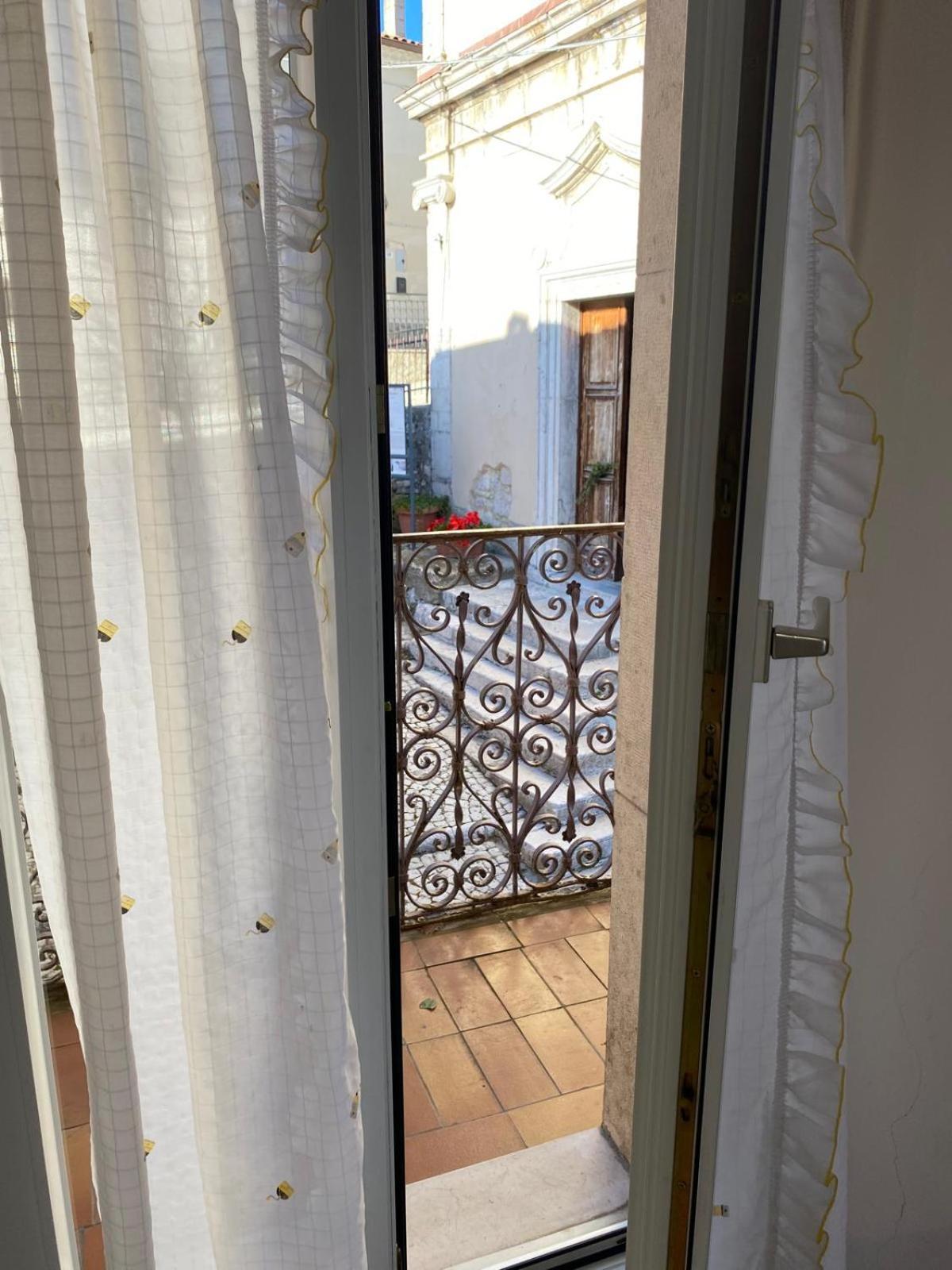 Don Pasquale Scontrone House Villa Buitenkant foto