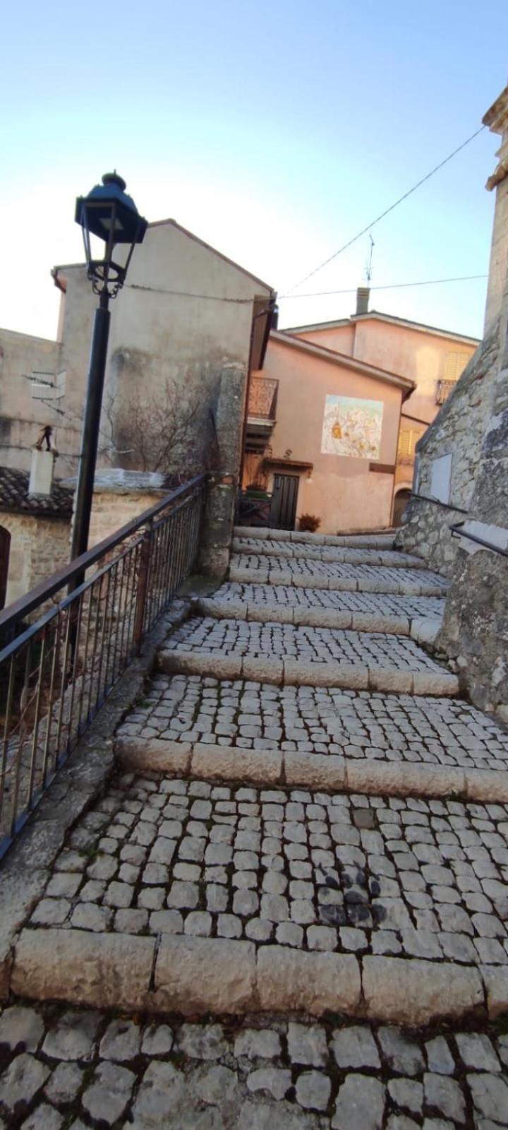 Don Pasquale Scontrone House Villa Buitenkant foto