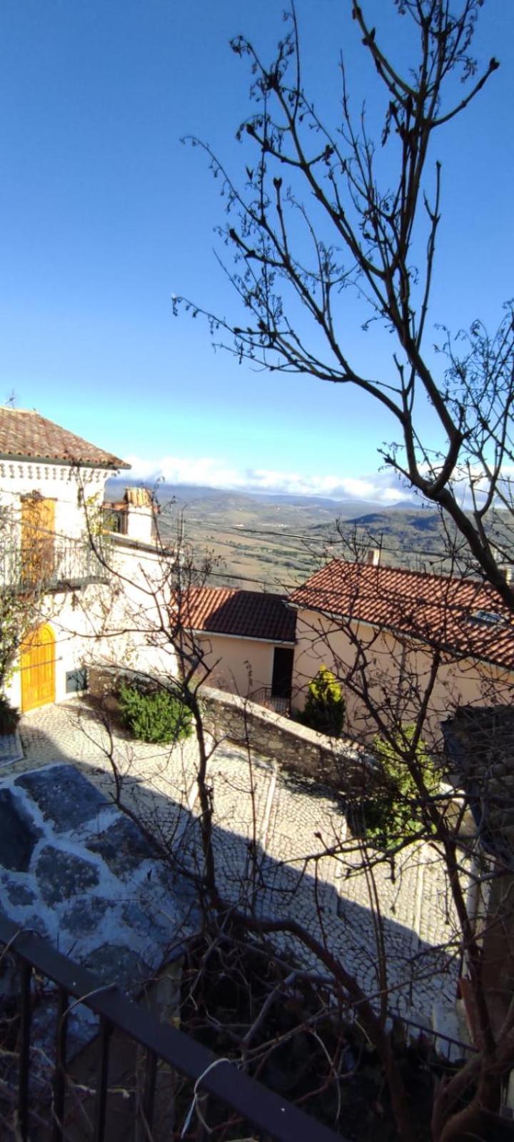 Don Pasquale Scontrone House Villa Buitenkant foto